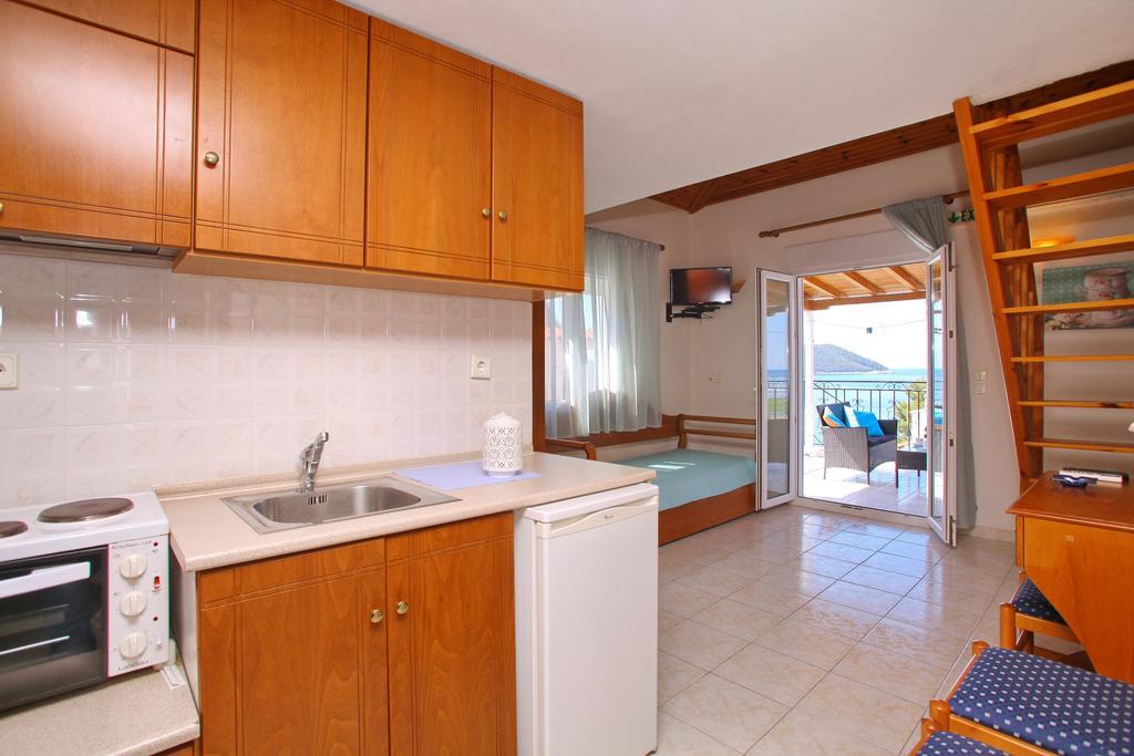 Mariren Apartment นิโอไกลมา ภายนอก รูปภาพ
